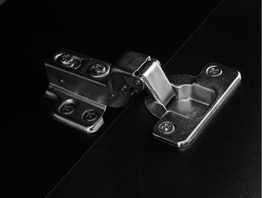 Meuble TV PAITON avec 2 portes à lattes noir - Noir