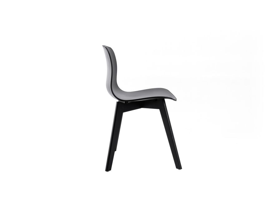 Lot de 2 chaises en polypropylène avec pieds en hêtre teintés A1872 - Noir