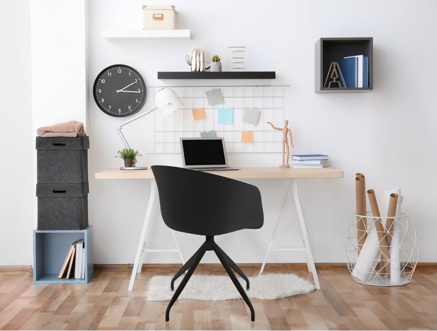 Chaise pivotante OWEN en polypropylène - Noir